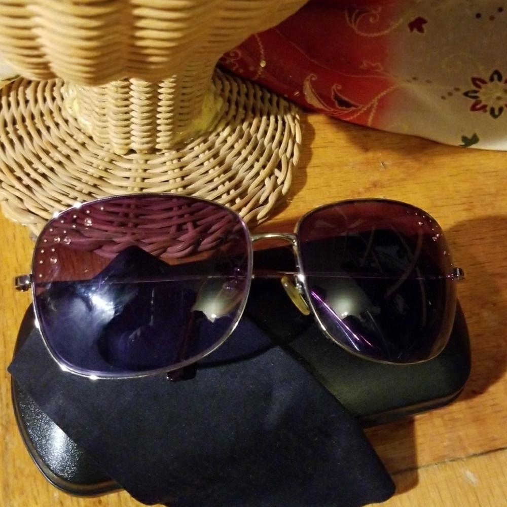 Aviation Style Sunglasses
